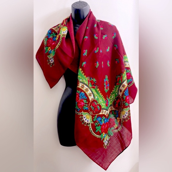 New Square Tichel Ukrainian Floral Vintage Hairwrap Headwear Scarf  40” x 39” - Picture 5 of 5